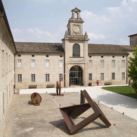 Locanda Abbazia Di Valserena - Csac Hotel Parma Buitenkant foto