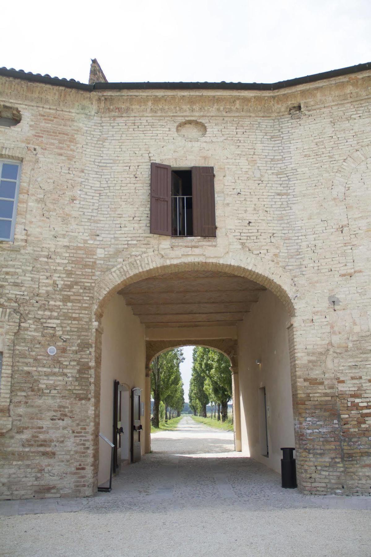 Locanda Abbazia Di Valserena - Csac Hotel Parma Buitenkant foto